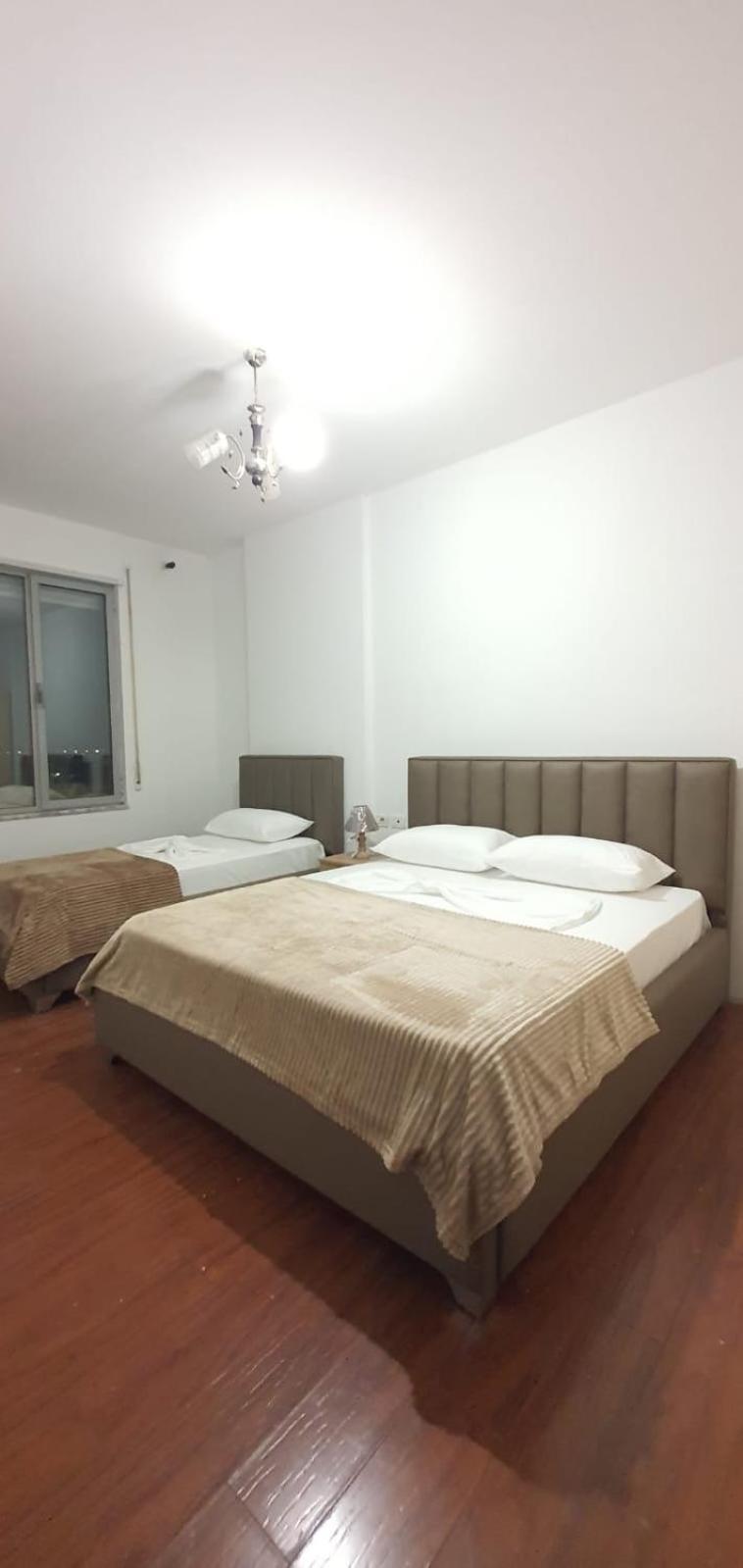 City Center Apartment Shkodër Extérieur photo