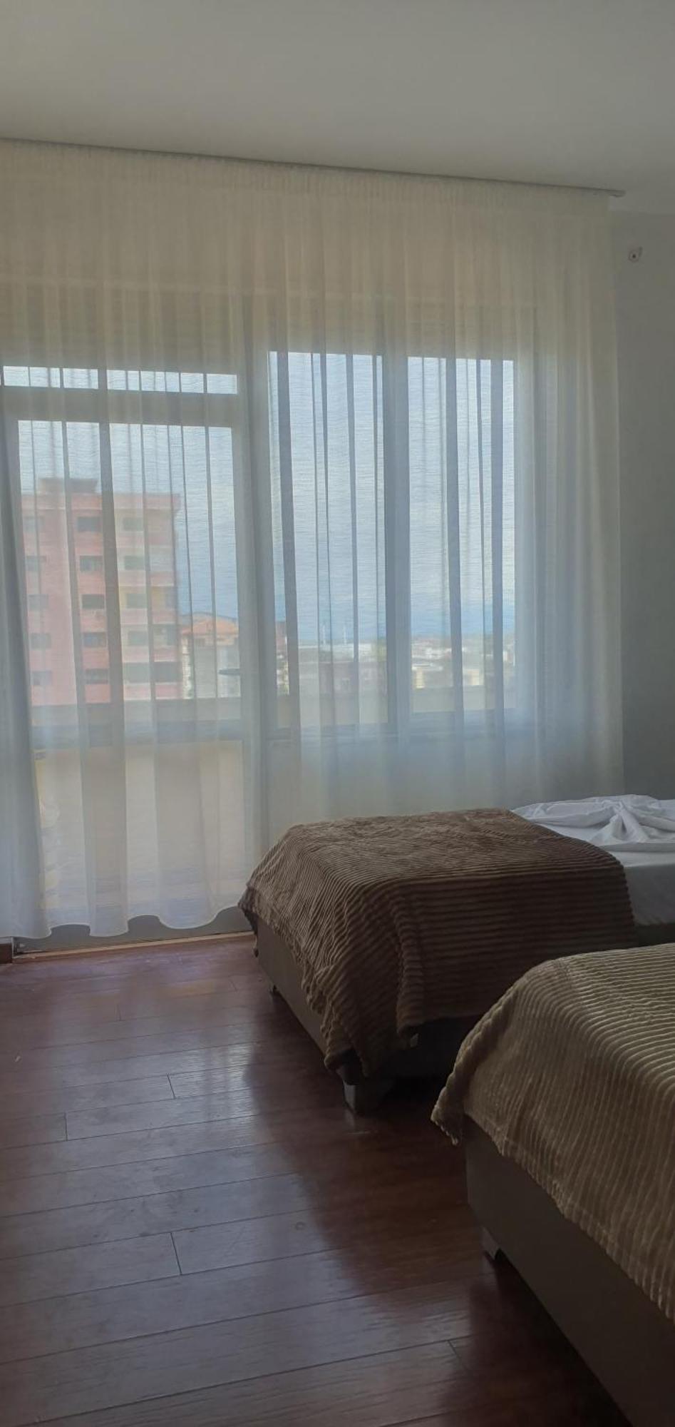 City Center Apartment Shkodër Extérieur photo
